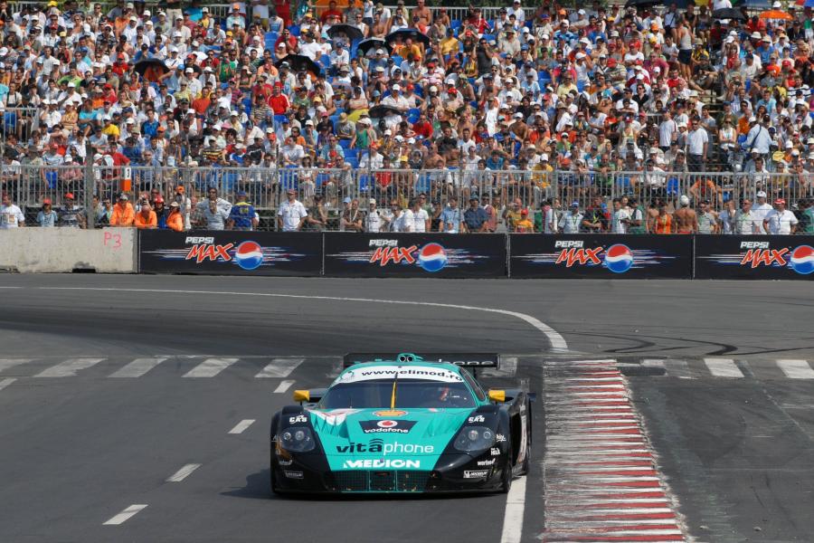  Maserati MC-12 2009 года  (фото 4 из 10)